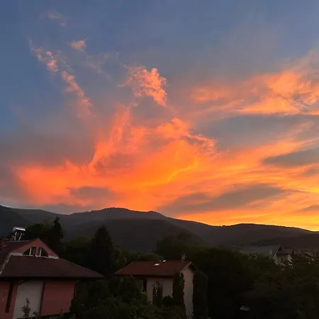 Muse Bistritsa - Mountain Views & Garden